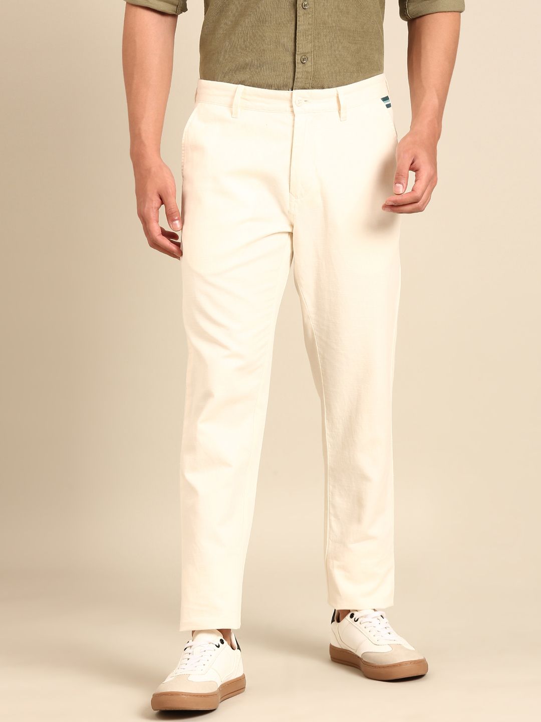 CAVALLO By Linen Club Men's Blended Linen Off White Solid Contemporary Fit Casual Trouser