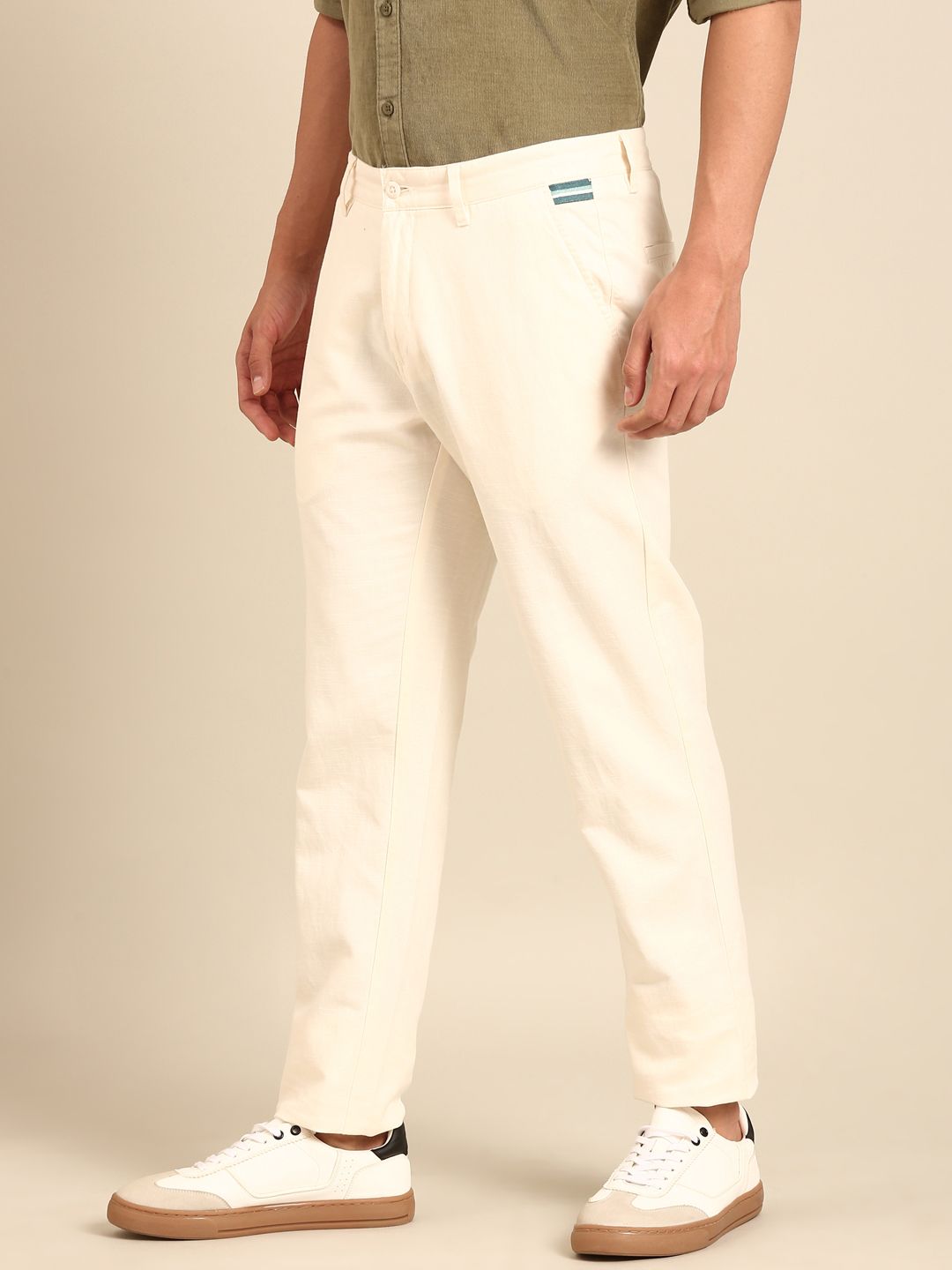 CAVALLO By Linen Club Men's Blended Linen Off White Solid Contemporary Fit Casual Trouser
