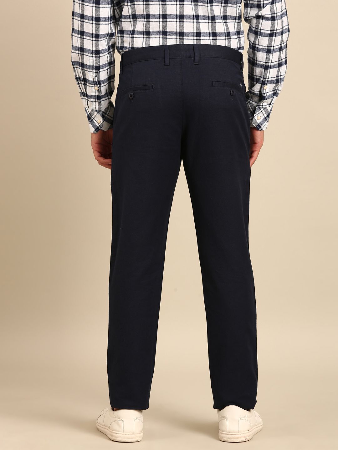CAVALLO By Linen Club Men's Blended Linen Navy Solid Contemporary Fit Casual Trouser