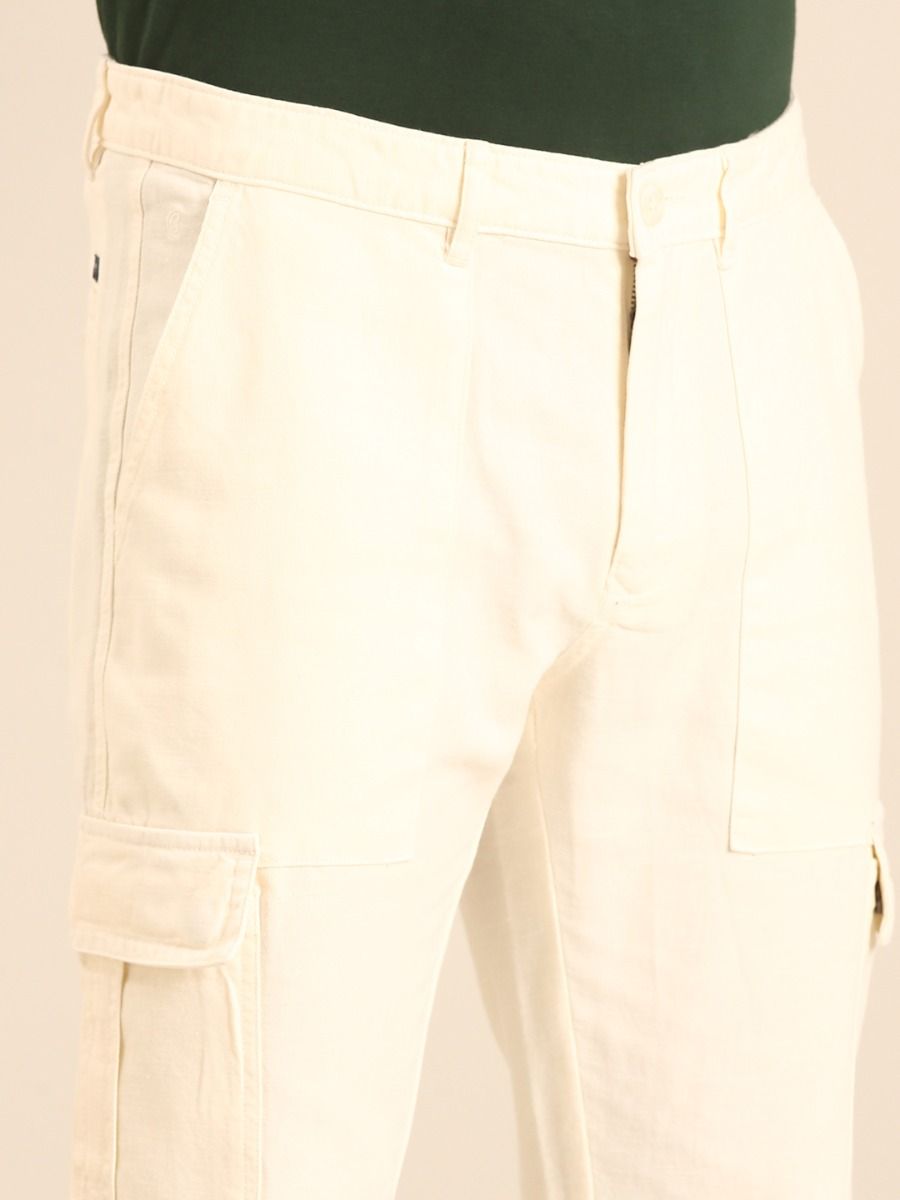 CAVALLO by Linen Club Men's Blended Linen Off White Solid Contemporary Fit Casual Trouser