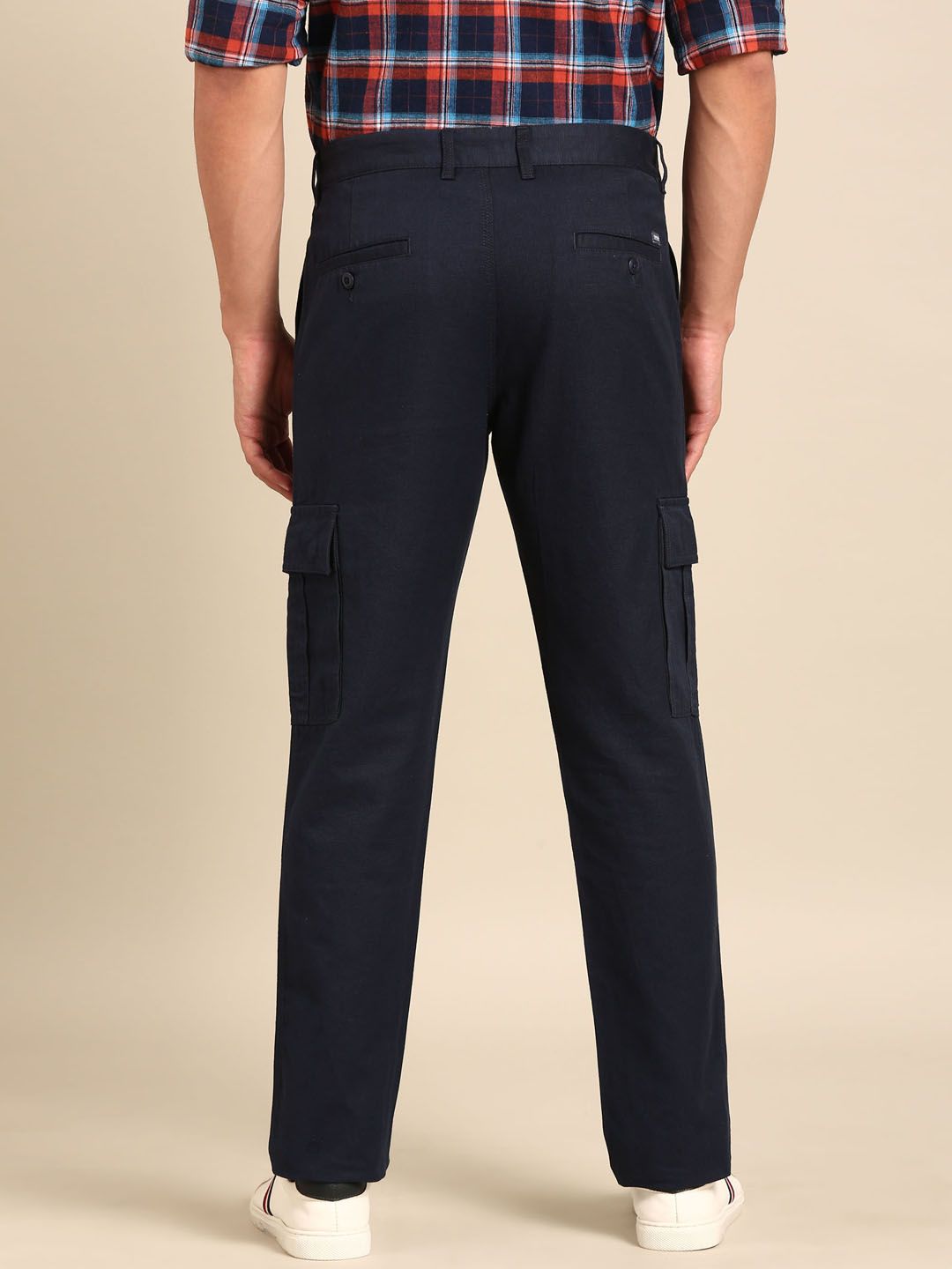 CAVALLO By Linen Club Men's Blended Linen Navy Solid Contemporary Fit Casual Trouser