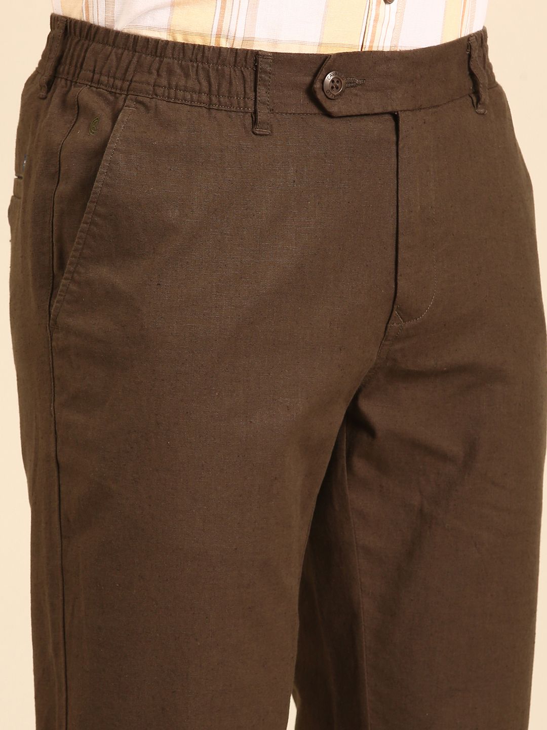 CAVALLO by Linen Club Men's Blended Linen Brown Solid Contemporary Fit Casual Trouser