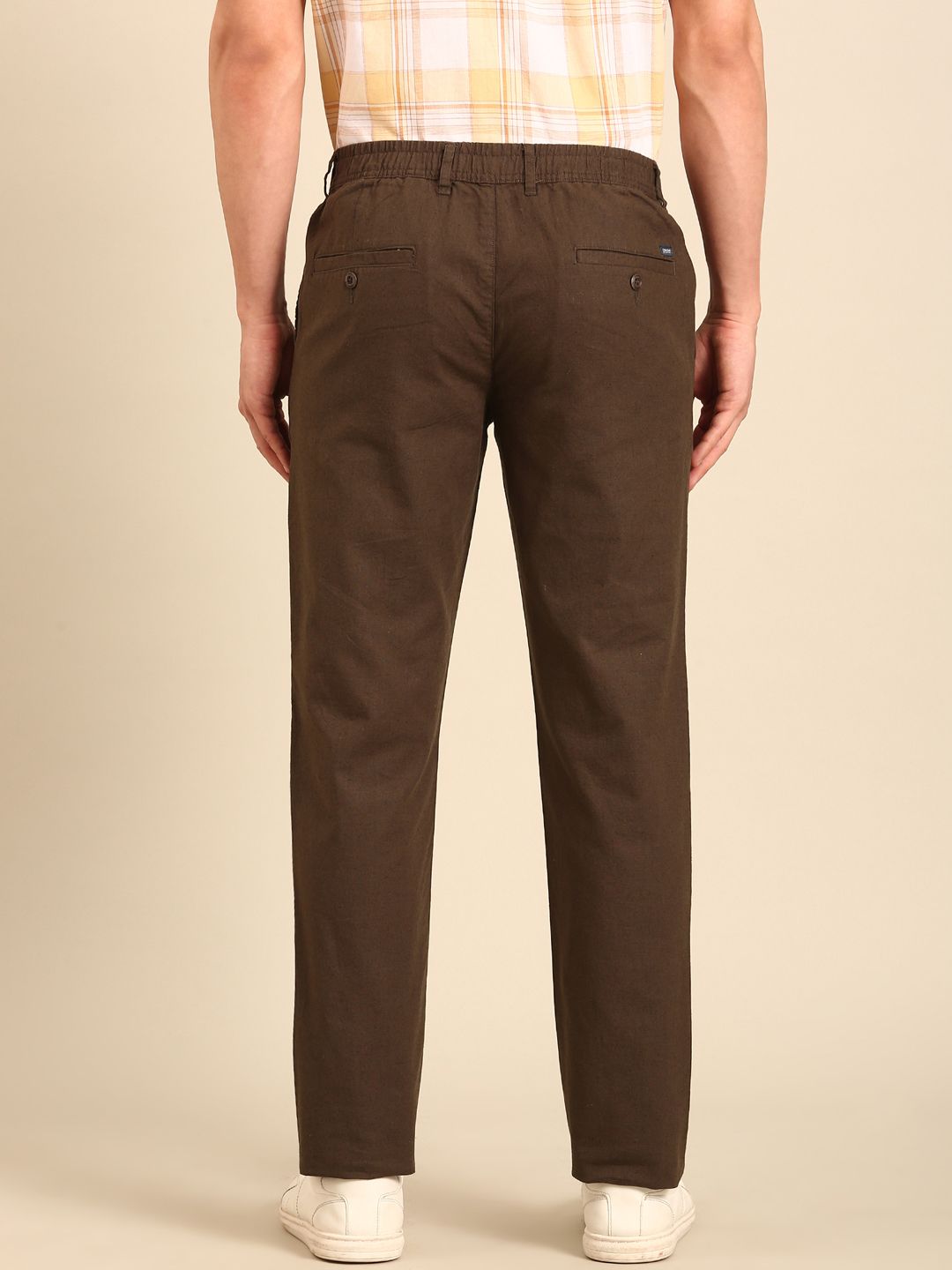 CAVALLO by Linen Club Men's Blended Linen Brown Solid Contemporary Fit Casual Trouser
