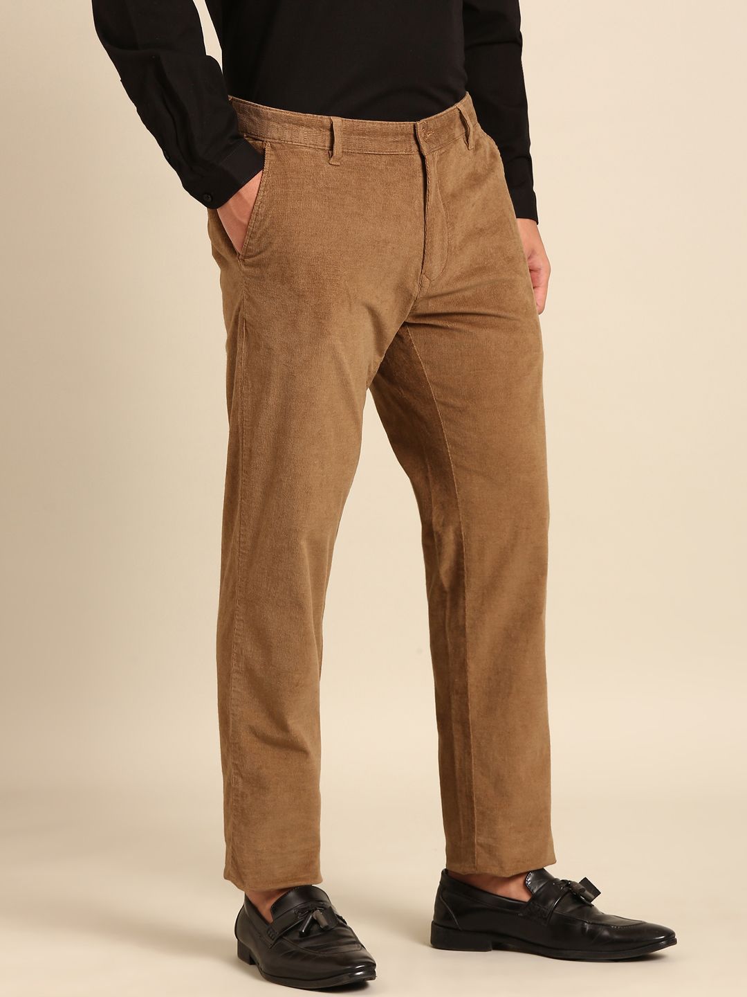 CAVALLO By Linen Club Men's Blended Linen Brown Solid Contemporary Fit Casual Trouser