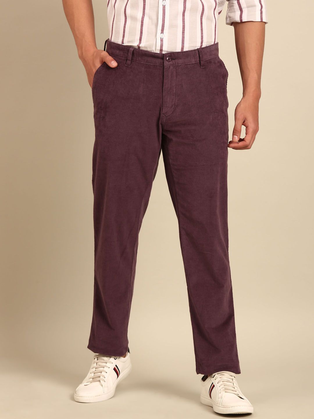 CAVALLO By Linen Club Men's Blended Linen Purple Solid Contemporary Fit Casual Trouser