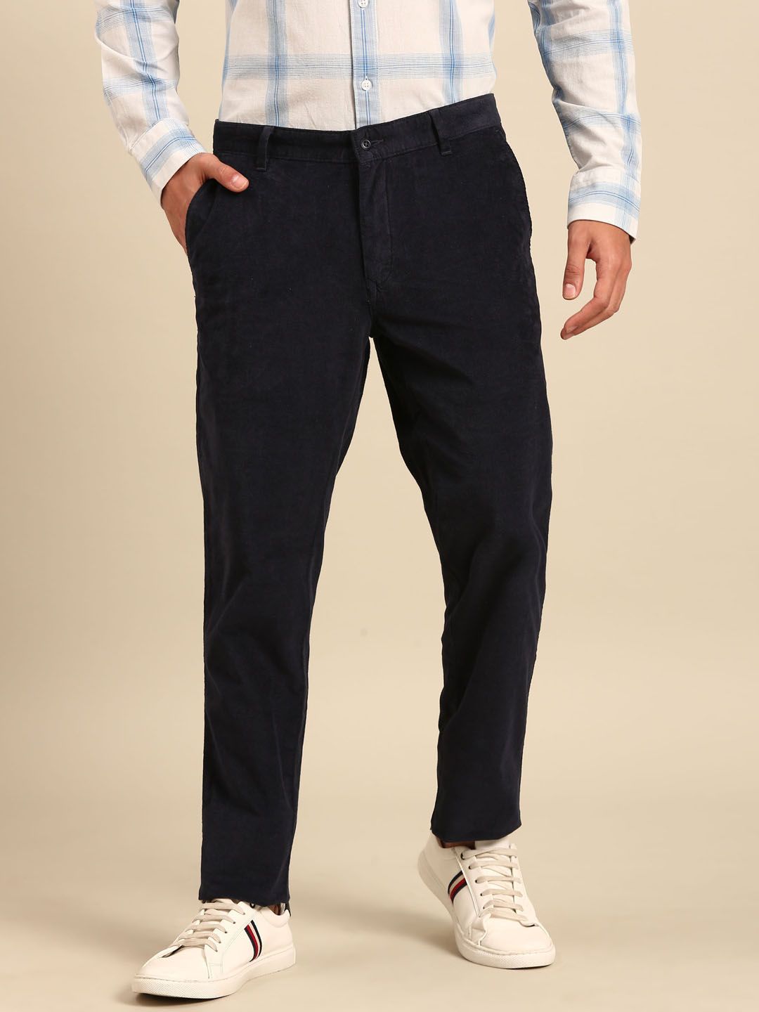 CAVALLO By Linen Club Men's Blended Linen Navy Solid Contemporary Fit Casual Trouser