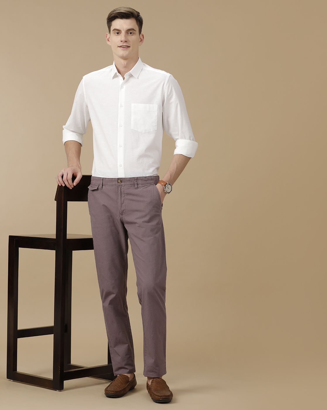 Mens Linen Purple Solid Contemporary Fit Casual Trousers