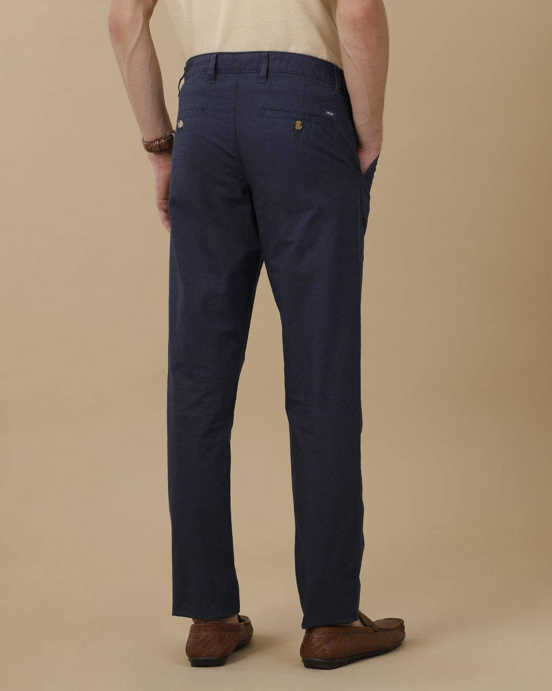 Mens Linen Navy Blue Solid Contemporary Fit Casual Trousers