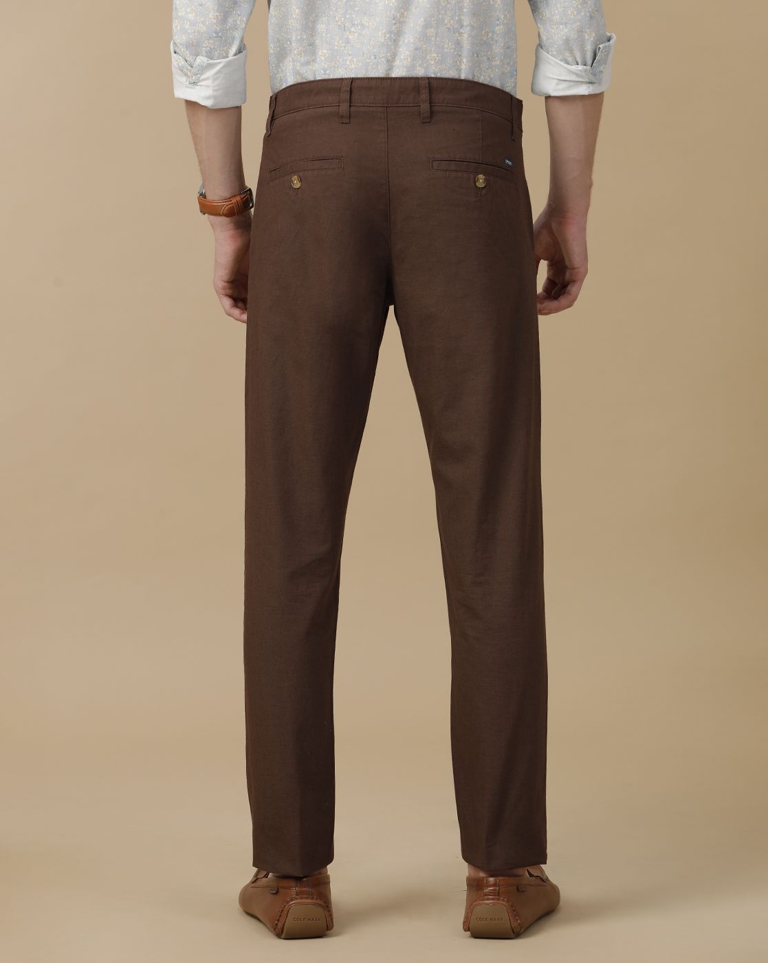 Mens Linen Brown Solid Contemporary Fit Casual Trousers