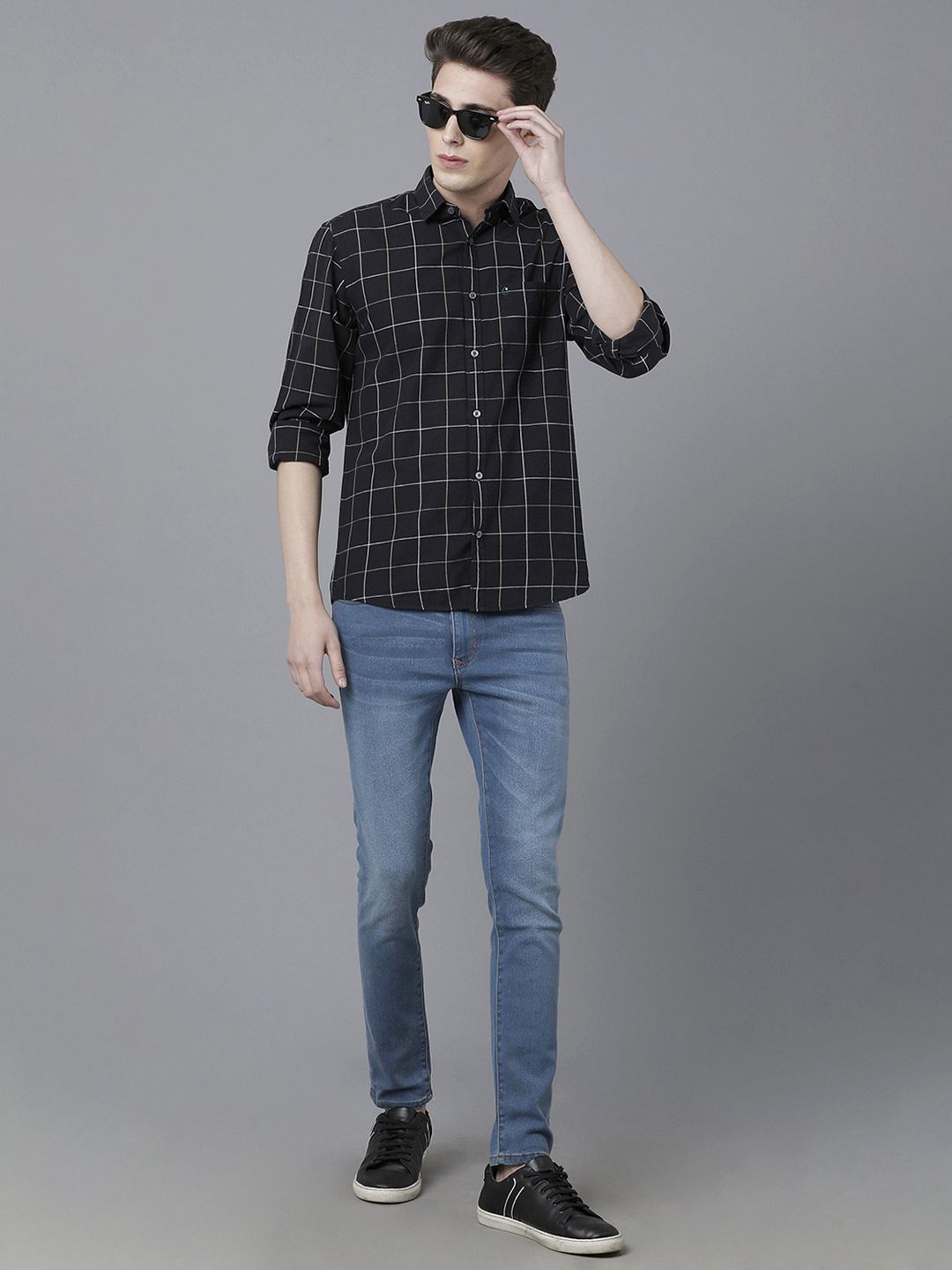 Men's Blended Linen Black Checked Contemporary Fit Full Sleeve Sleeve Casual Shirt