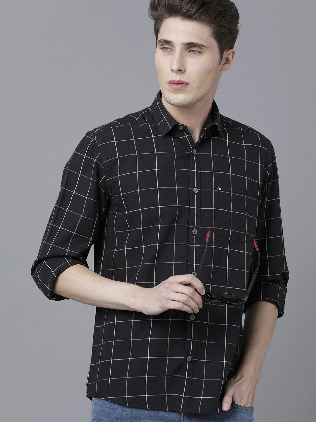 Men's Blended Linen Black Checked Contemporary Fit Full Sleeve Sleeve Casual Shirt