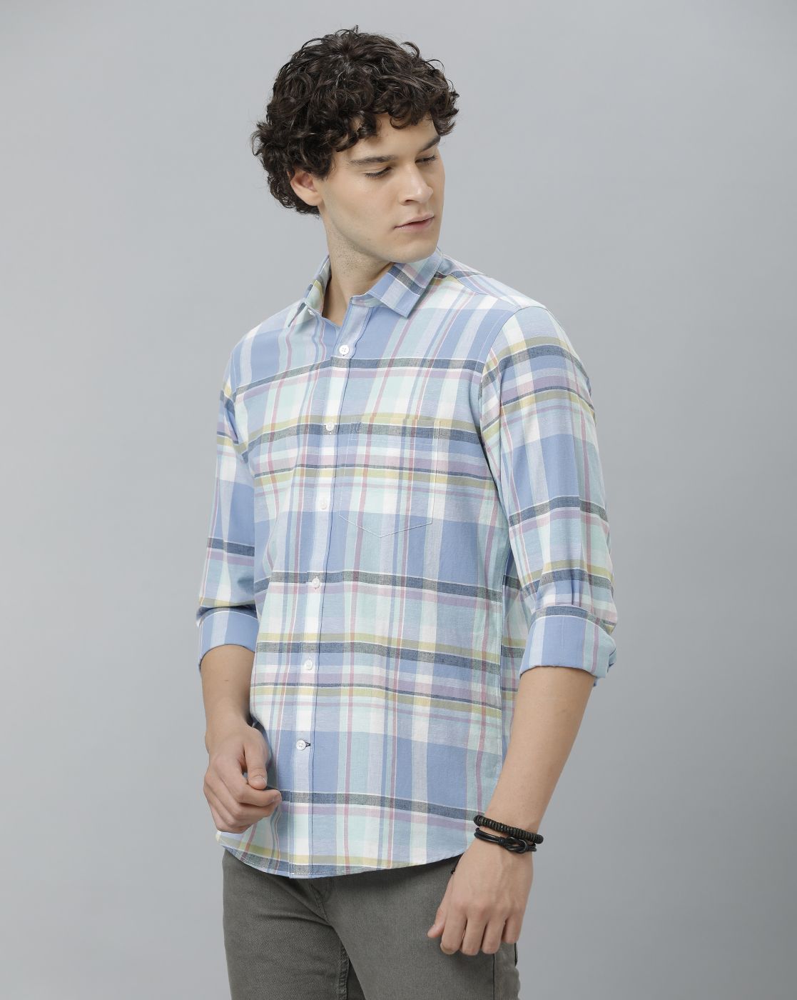 Men's Blended Linen Blue Checked Contemporary Fit Full Sleeve Sleeve Casual Shirt