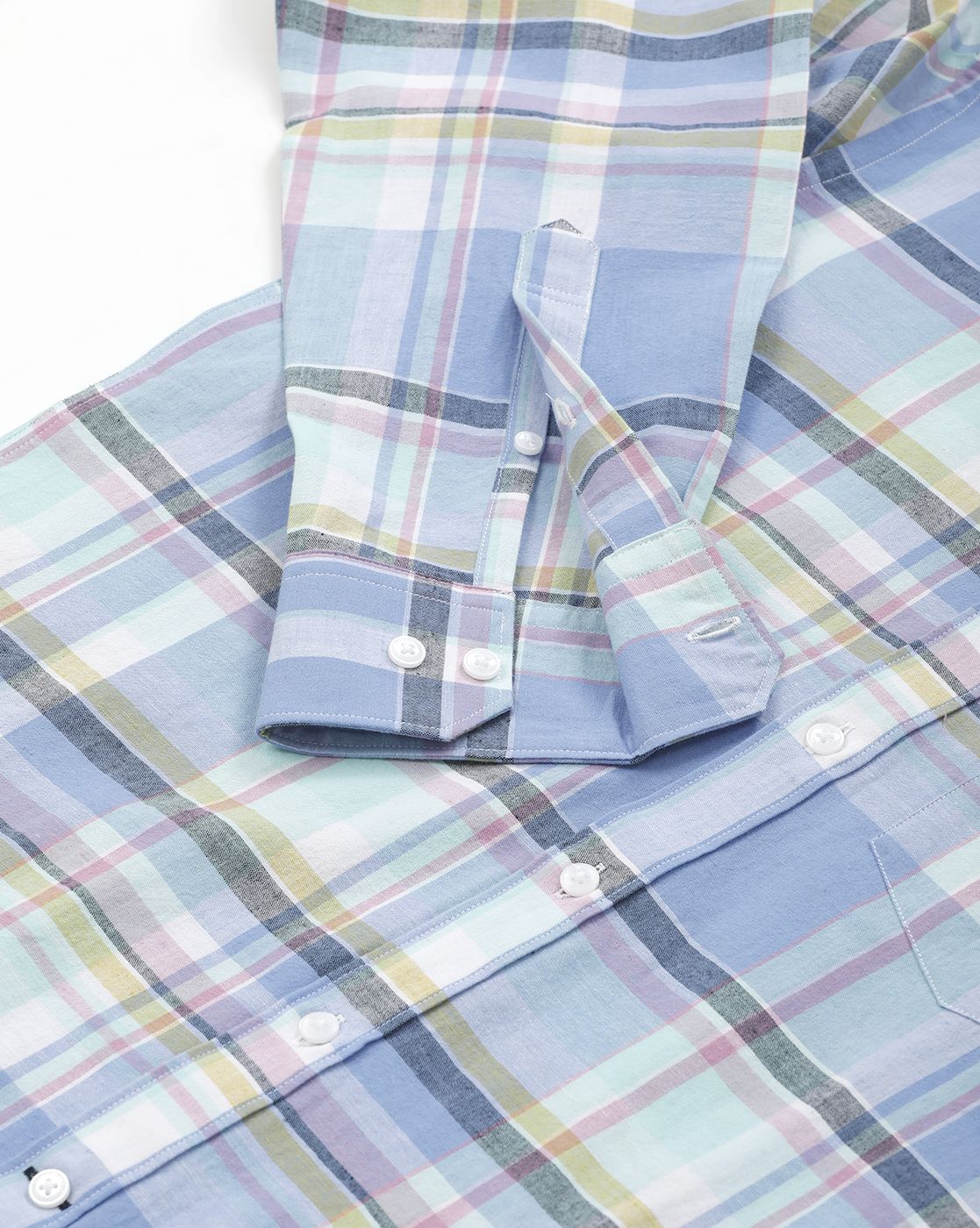 Men's Blended Linen Blue Checked Contemporary Fit Full Sleeve Sleeve Casual Shirt