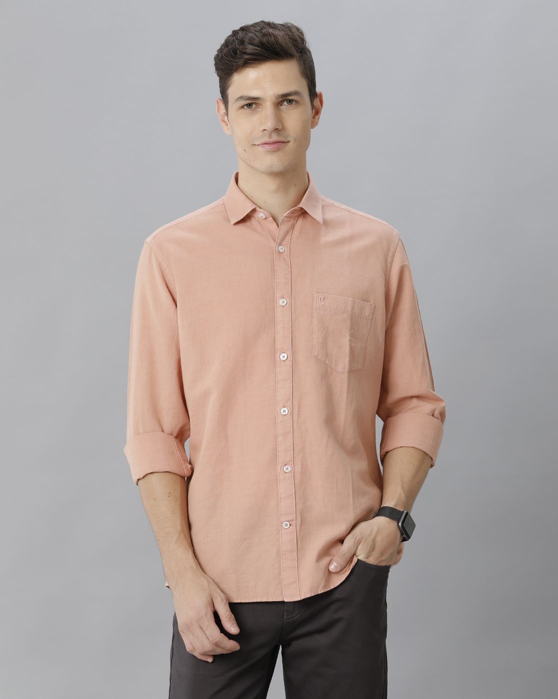 Men's Blended Linen Peach Solid Contemporary Fit Full Sleeve Sleeve Casual Shirt