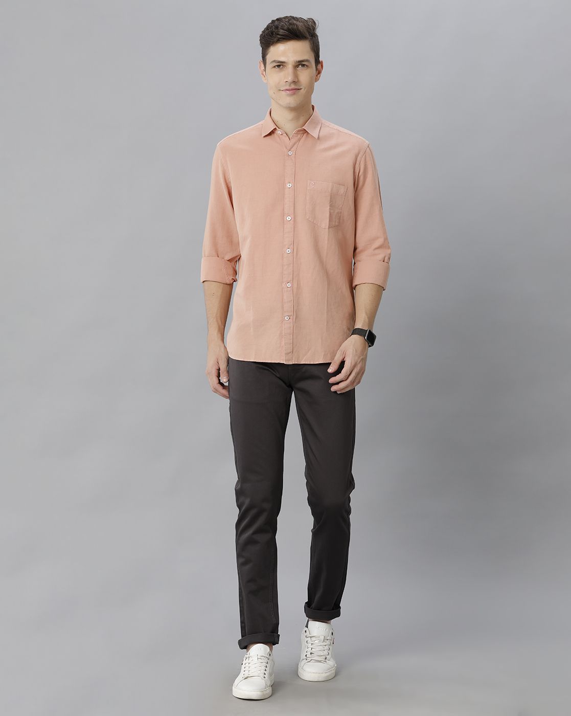 Men's Blended Linen Peach Solid Contemporary Fit Full Sleeve Sleeve Casual Shirt