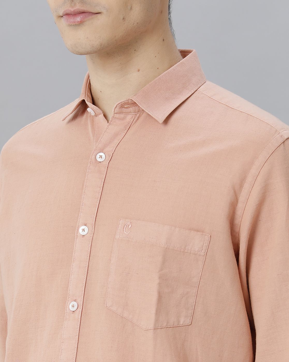 Men's Blended Linen Peach Solid Contemporary Fit Full Sleeve Sleeve Casual Shirt