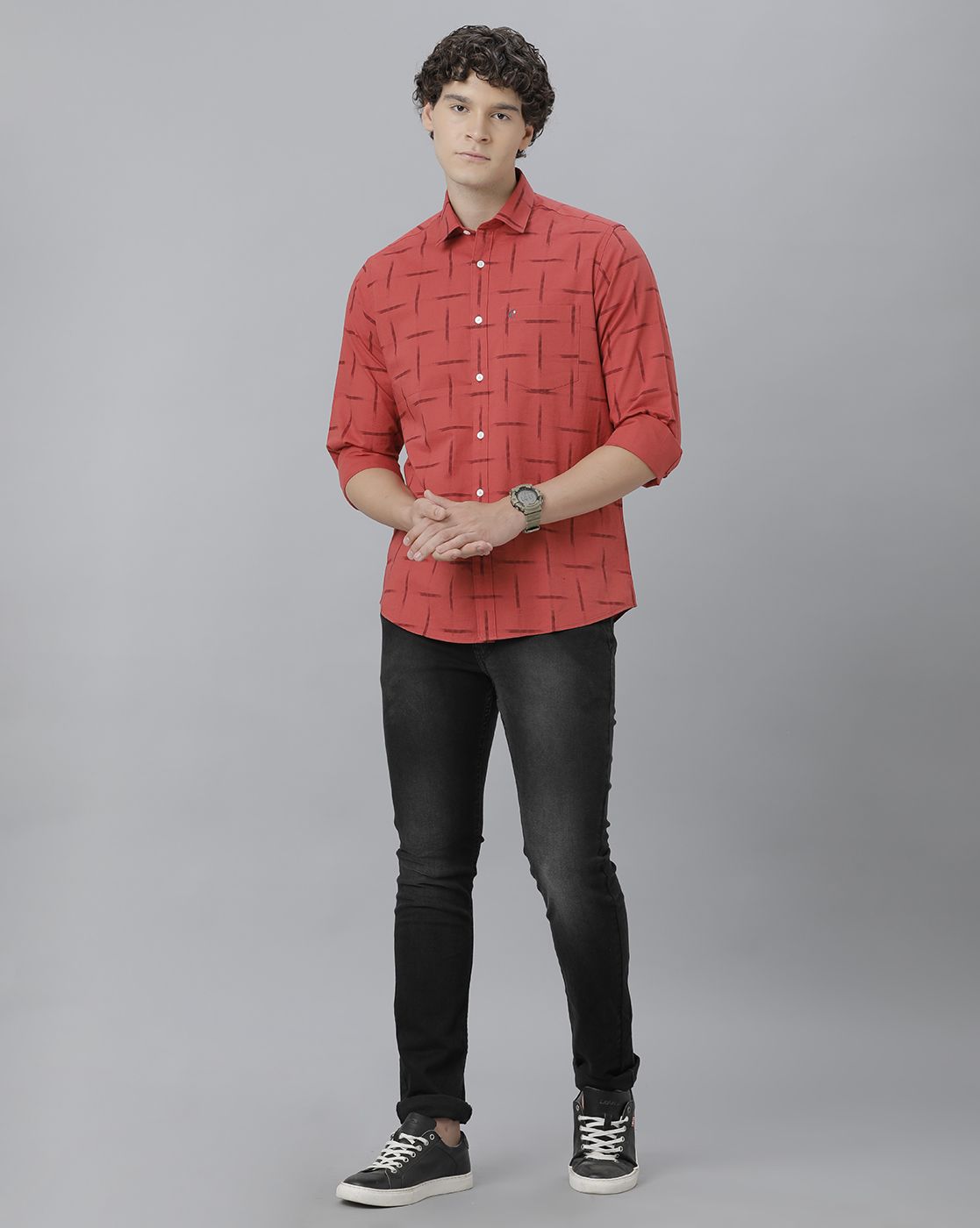 Men's Blended Linen Red Printed Contemporary Fit Full Sleeve Sleeve Casual Shirt