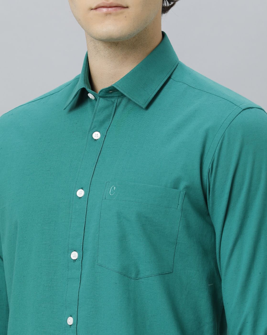 Men's Blended Linen Green Solid Contemporary Fit Full Sleeve Casual Shirt