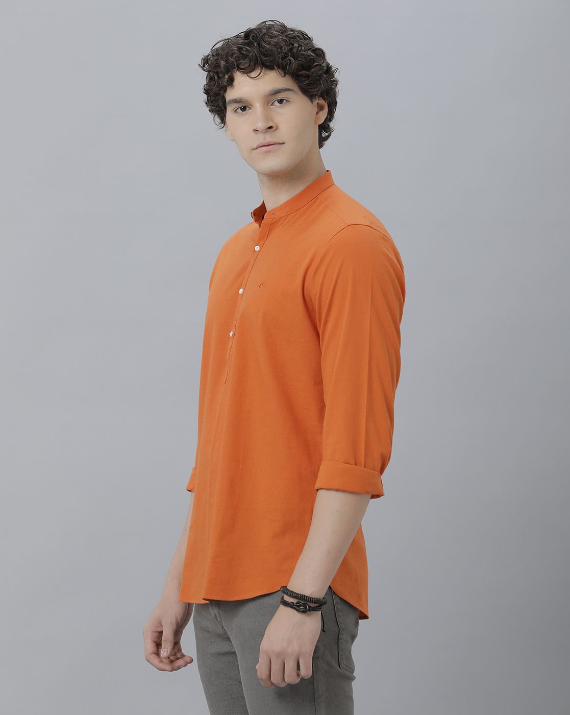 Men's Blended Linen Orange Solid Contemporary Fit Full Sleeve Sleeve Casual Shirt