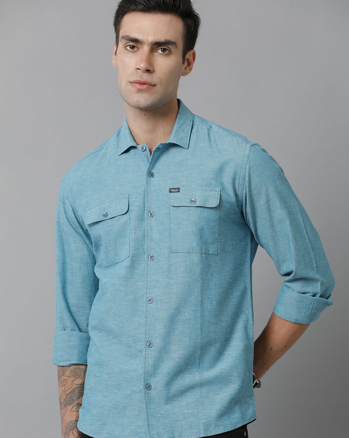 Men's Blended Linen Turquoise Blue Solid Contemporary Fit Full Sleeve Sleeve Casual Shirt