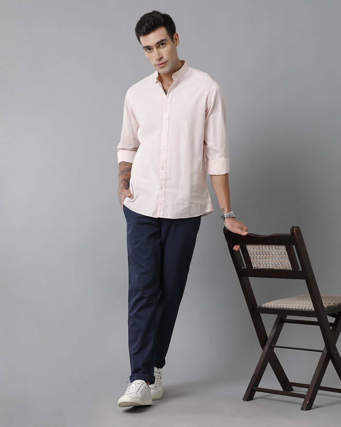 Men's Blended Linen Pink Solid Contemporary Fit Full Sleeve Sleeve Casual Shirt