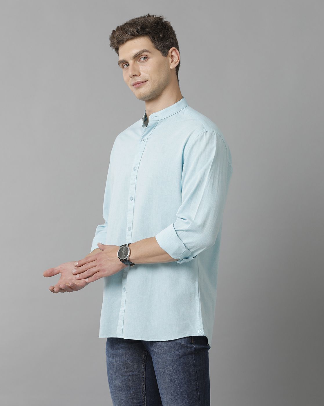 Men's Blended Linen Blue Solid Contemporary Fit Full Sleeve Sleeve Casual Shirt