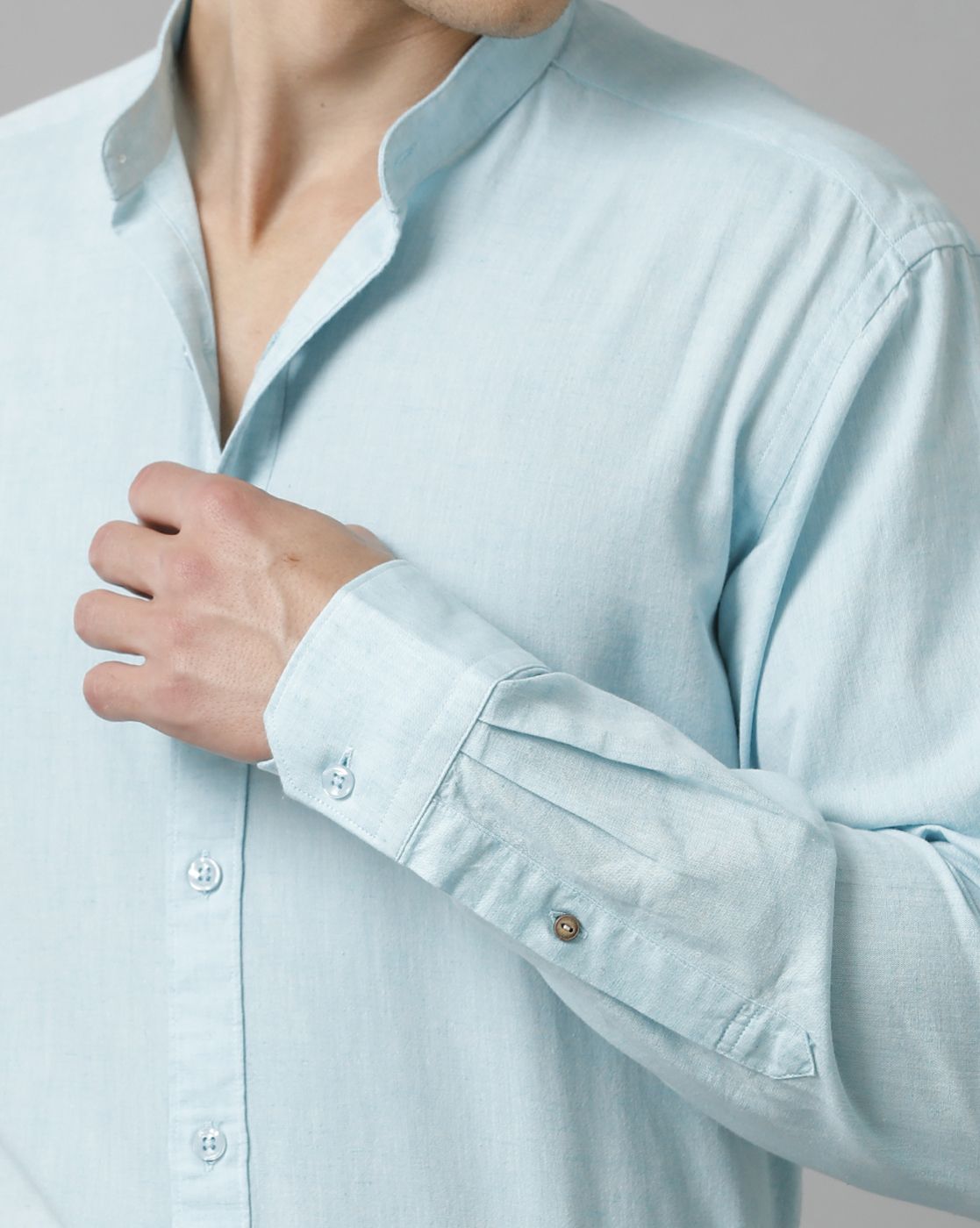 Men's Blended Linen Blue Solid Contemporary Fit Full Sleeve Sleeve Casual Shirt