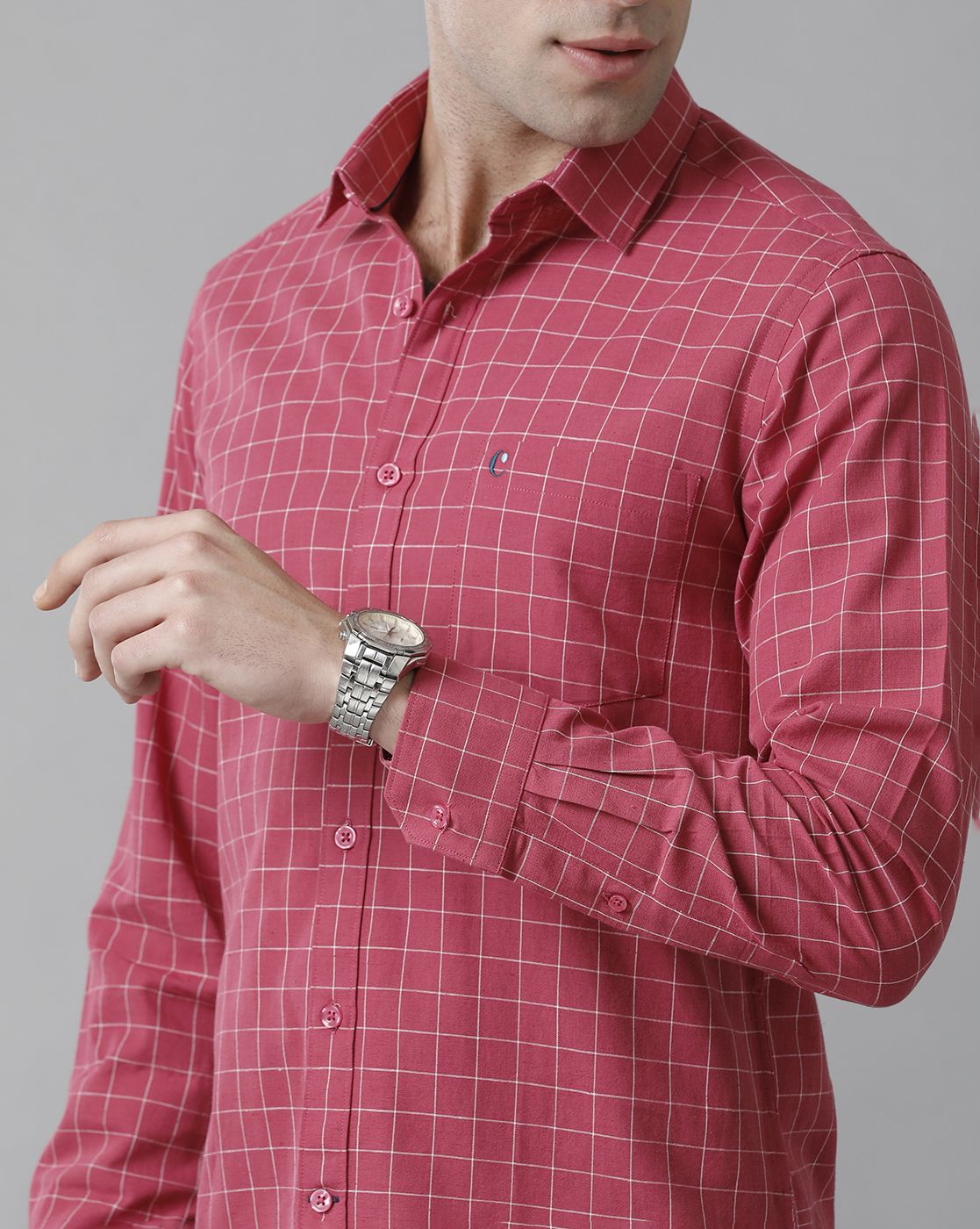 Men's Blended Linen Red Checked Contemporary Fit Full Sleeve Sleeve Casual Shirt