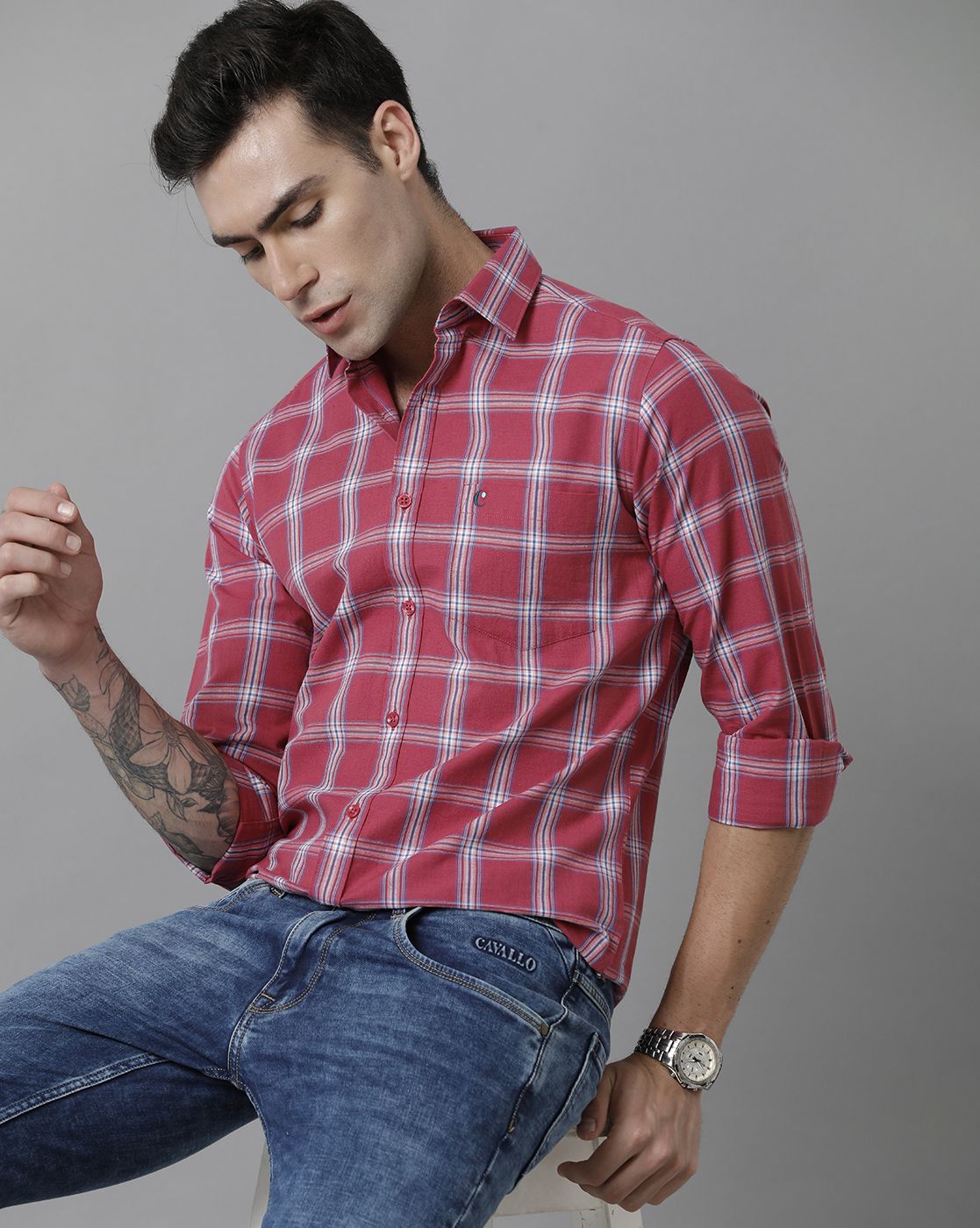 Men's Blended Linen Red Checked Contemporary Fit Full Sleeve Sleeve Casual Shirt