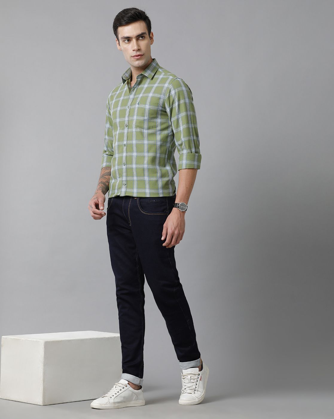 Men's Blended Linen Green Checked Contemporary Fit Full Sleeve Casual Shirt