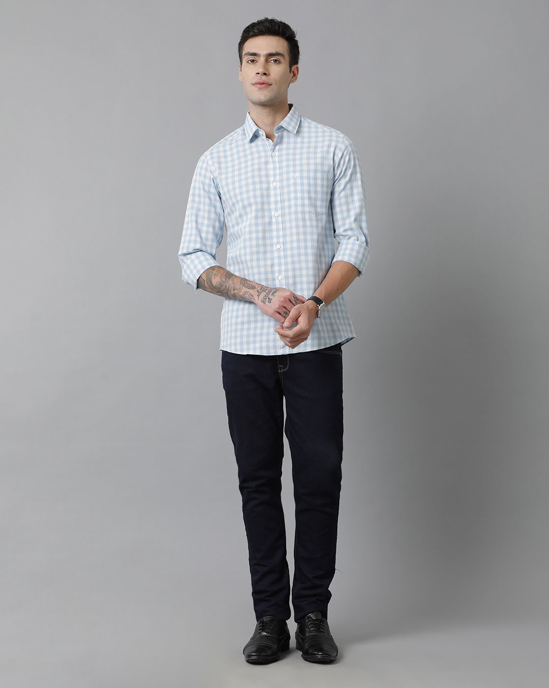 Men's Blended Linen Blue Checked Contemporary Fit Full Sleeve Casual Shirt