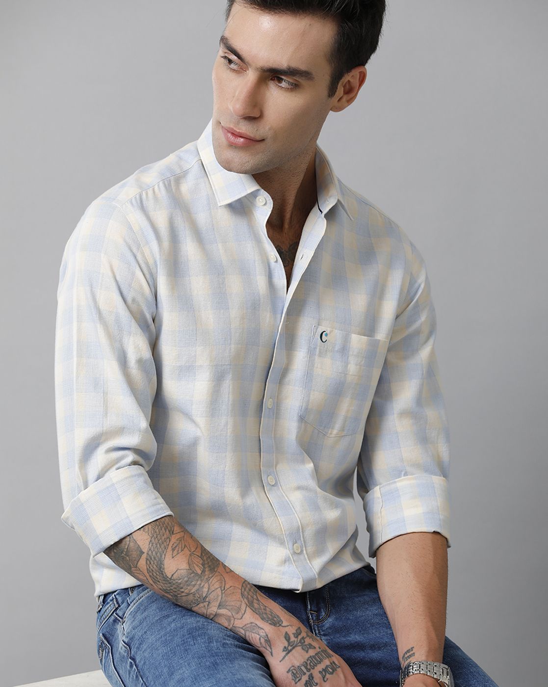 Men's Blended Linen Blue Checked Contemporary Fit Full Sleeve Casual Shirt