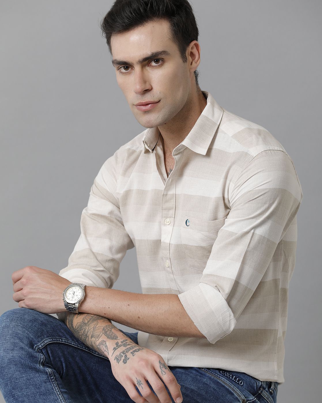 Men's Blended Linen Beige Striped Contemporary Fit Full Sleeve Casual Shirt
