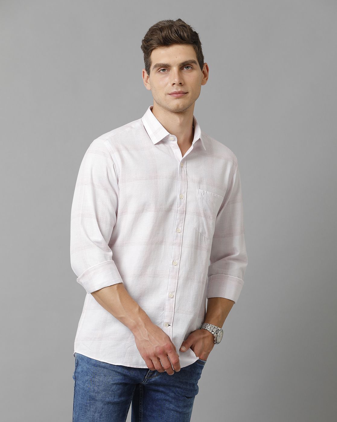 Men's Blended Linen Beige Checked Contemporary Fit Full Sleeve Casual Shirt