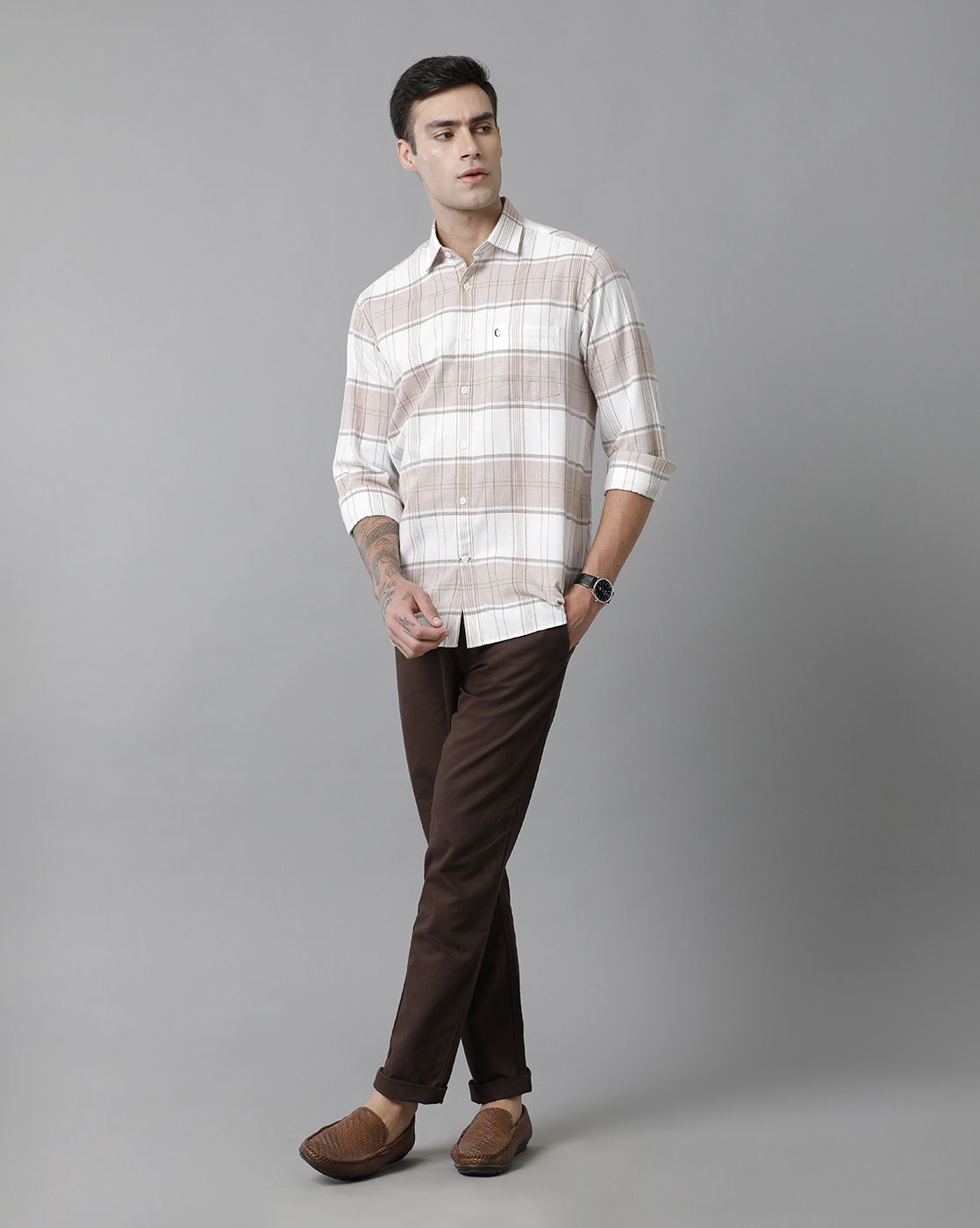 Men's Blended Linen Brown Checked Contemporary Fit Full Sleeve Sleeve Casual Shirt