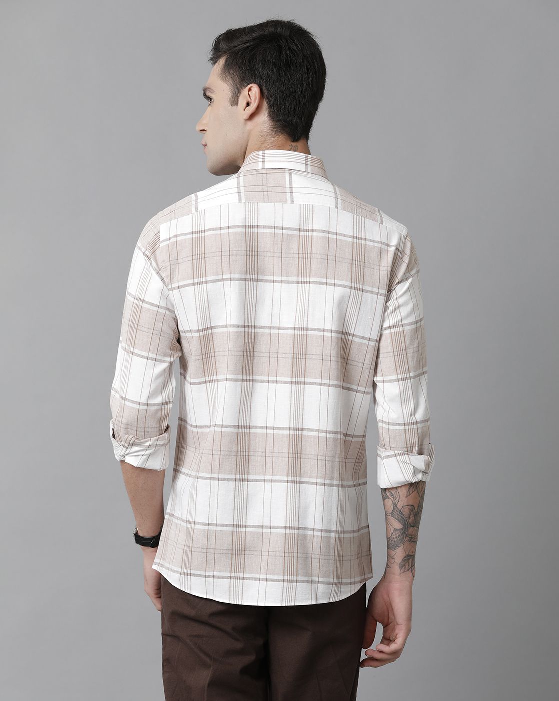 Men's Blended Linen Brown Checked Contemporary Fit Full Sleeve Sleeve Casual Shirt