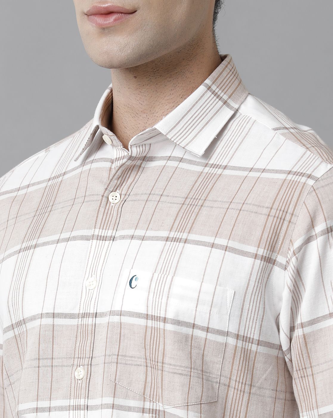 Men's Blended Linen Brown Checked Contemporary Fit Full Sleeve Sleeve Casual Shirt