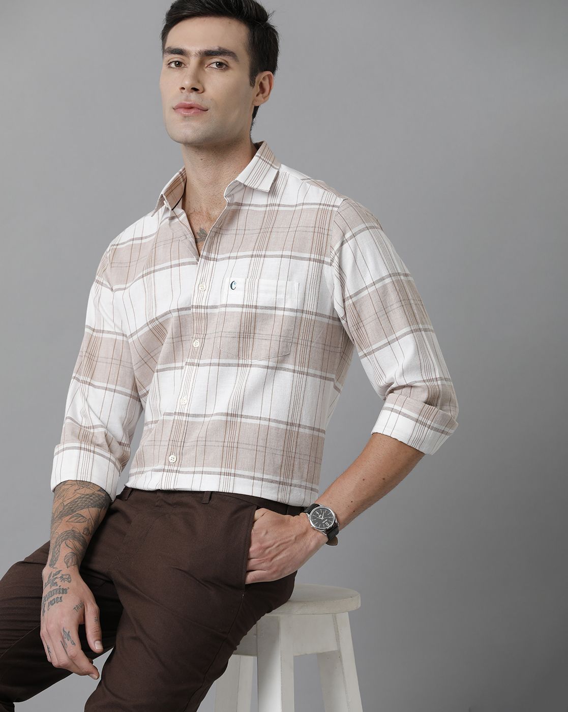 Men's Blended Linen Brown Checked Contemporary Fit Full Sleeve Sleeve Casual Shirt