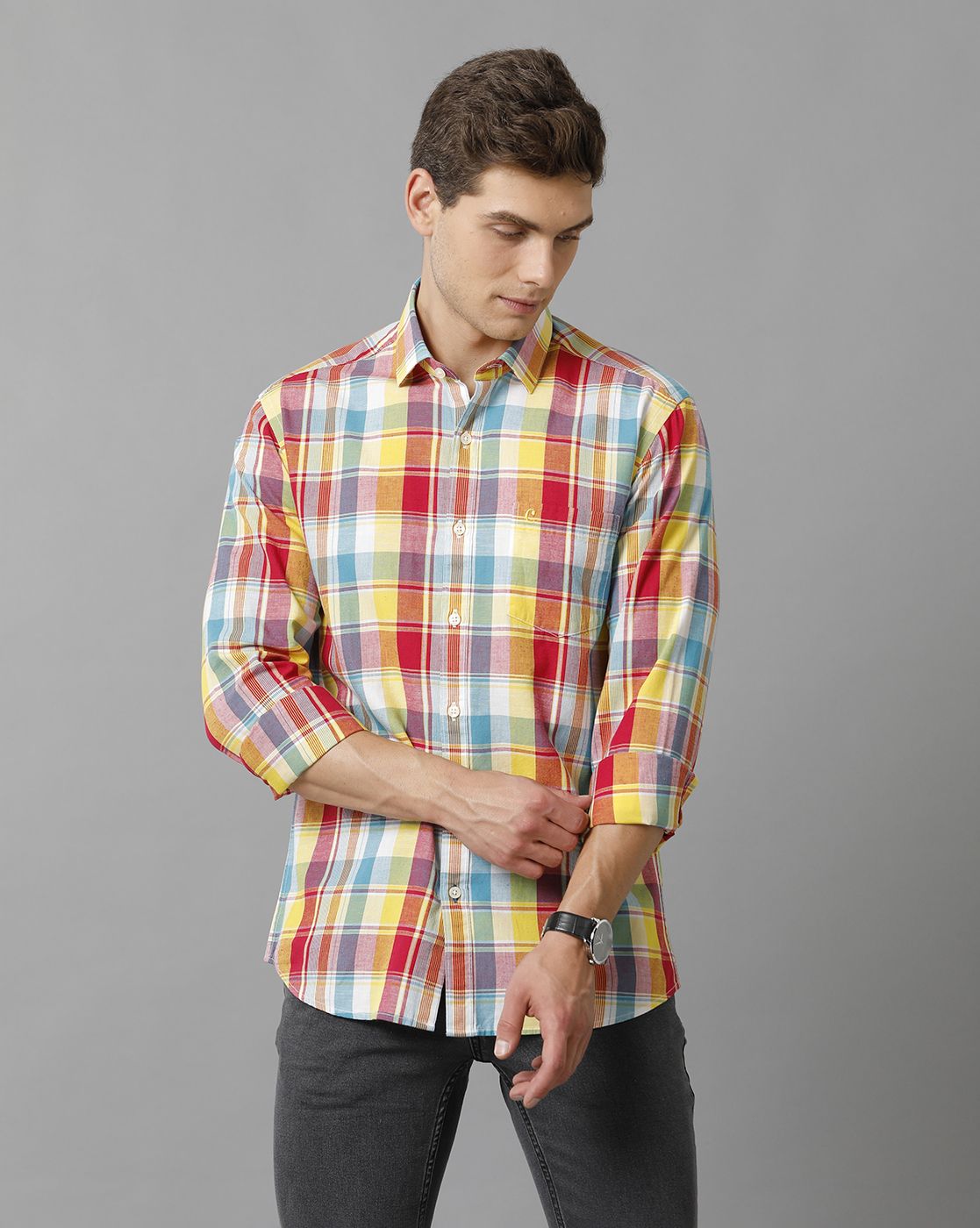 Men's Blended Linen Red Checked Contemporary Fit Full Sleeve Sleeve Casual Shirt