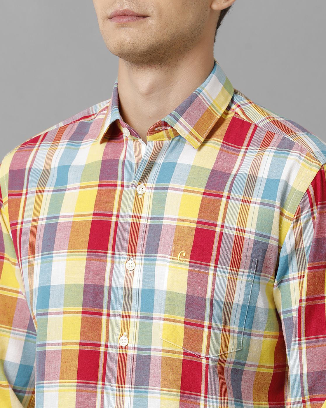 Men's Blended Linen Red Checked Contemporary Fit Full Sleeve Sleeve Casual Shirt