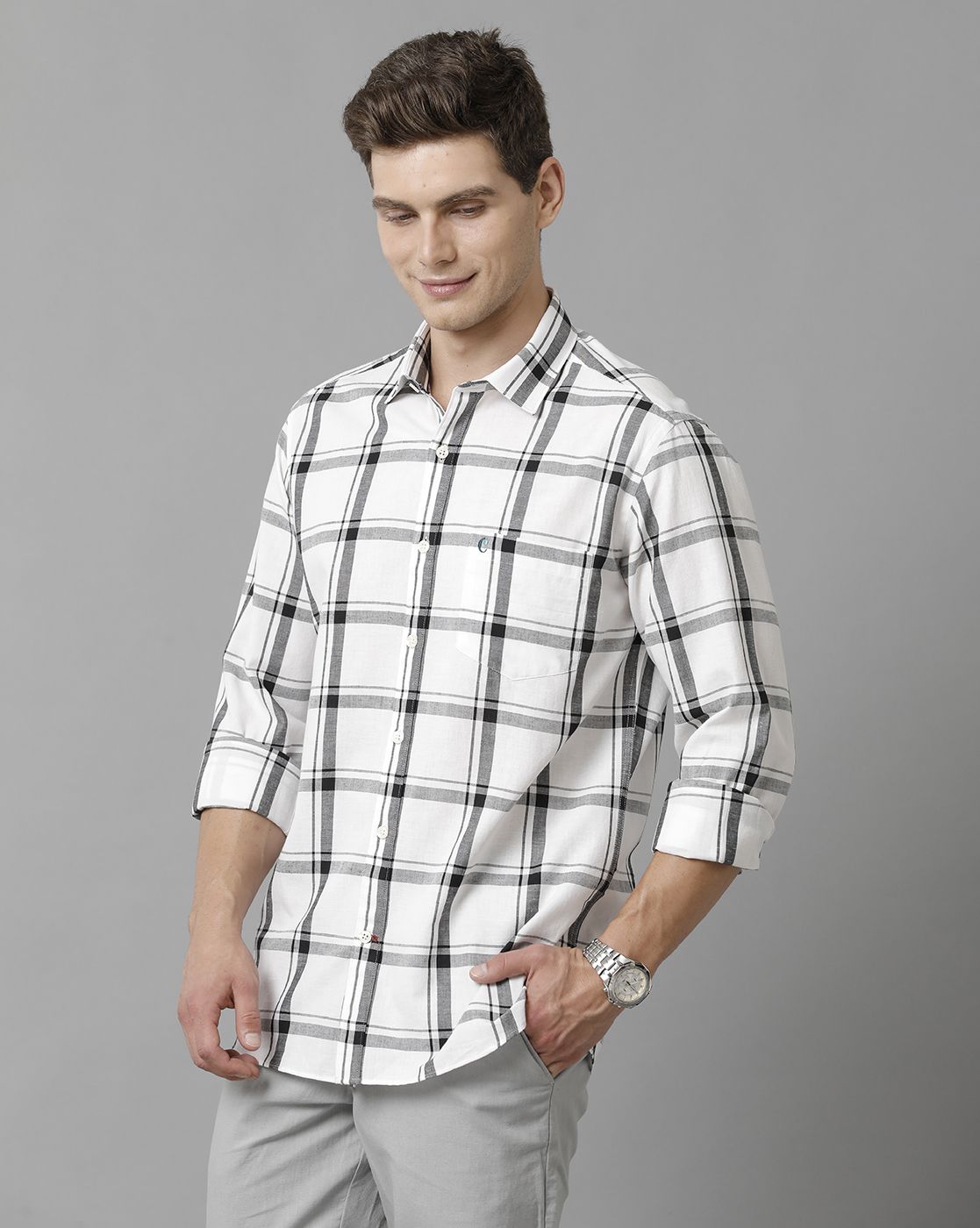 Men's Blended Linen Black Checked Contemporary Fit Full Sleeve Sleeve Casual Shirt