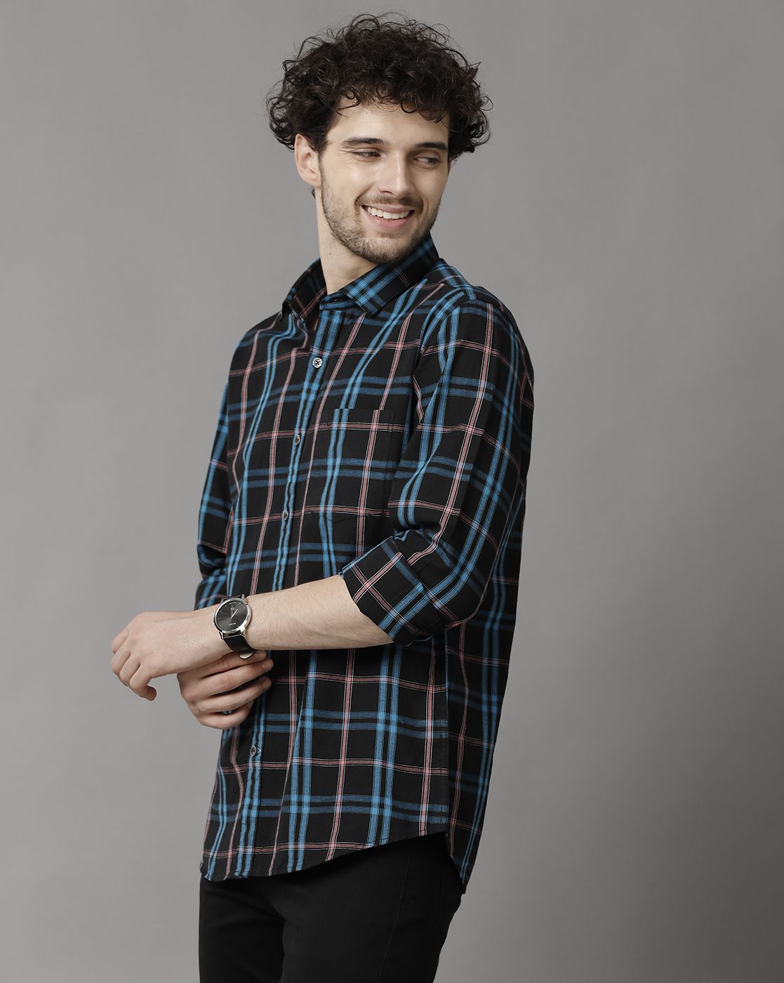 Men's Blended Linen Turquoise Blue Checked Contemporary Fit Full Sleeve Sleeve Casual Shirt