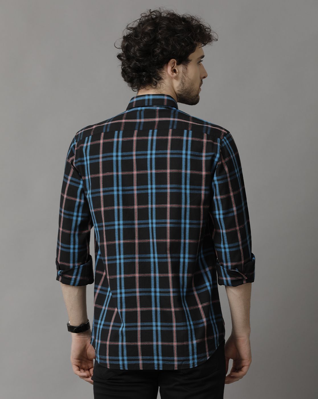 Men's Blended Linen Turquoise Blue Checked Contemporary Fit Full Sleeve Sleeve Casual Shirt