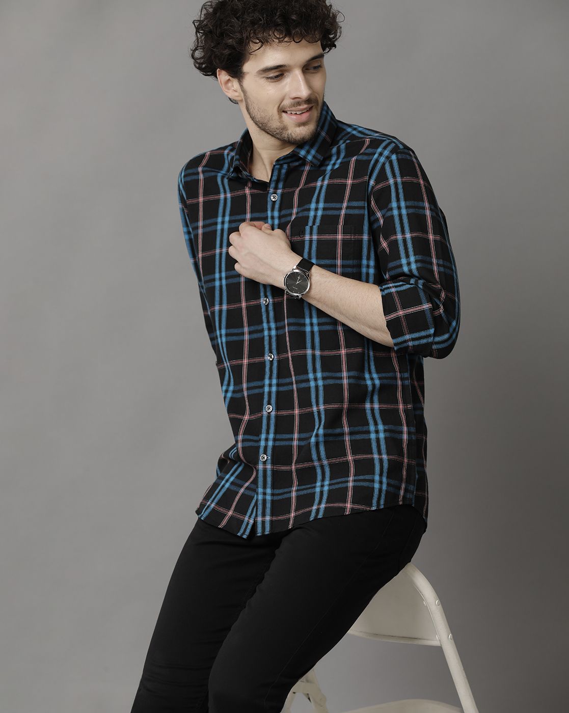 Men's Blended Linen Turquoise Blue Checked Contemporary Fit Full Sleeve Sleeve Casual Shirt
