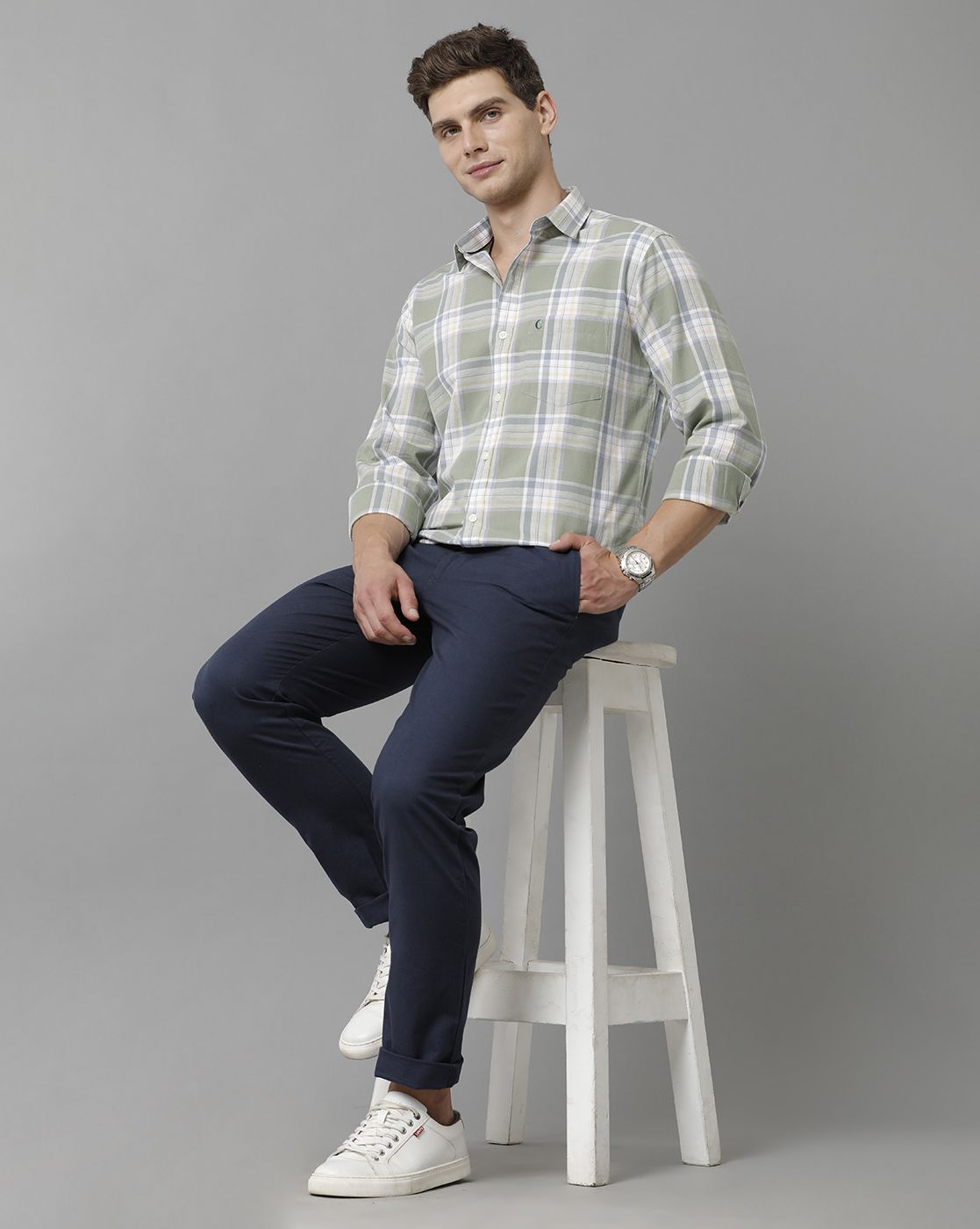 Men's Blended Linen Green Checked Contemporary Fit Full Sleeve Sleeve Casual Shirt