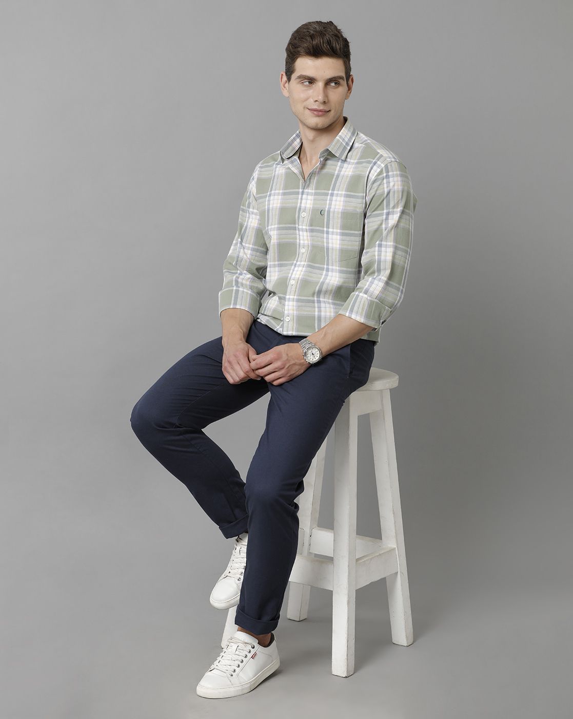 Men's Blended Linen Green Checked Contemporary Fit Full Sleeve Sleeve Casual Shirt