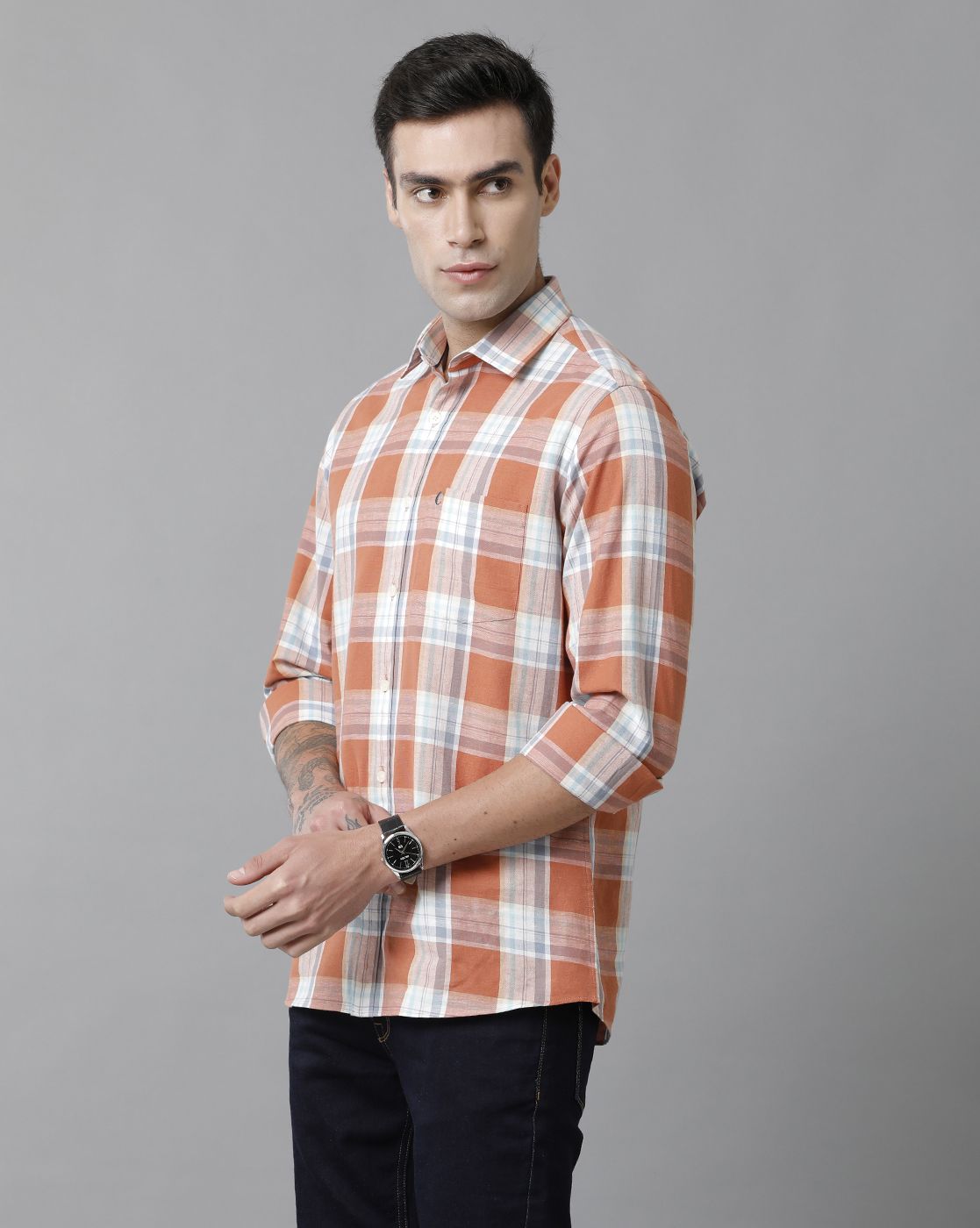 Men's Blended Linen Red Checked Contemporary Fit Full Sleeve Sleeve Casual Shirt