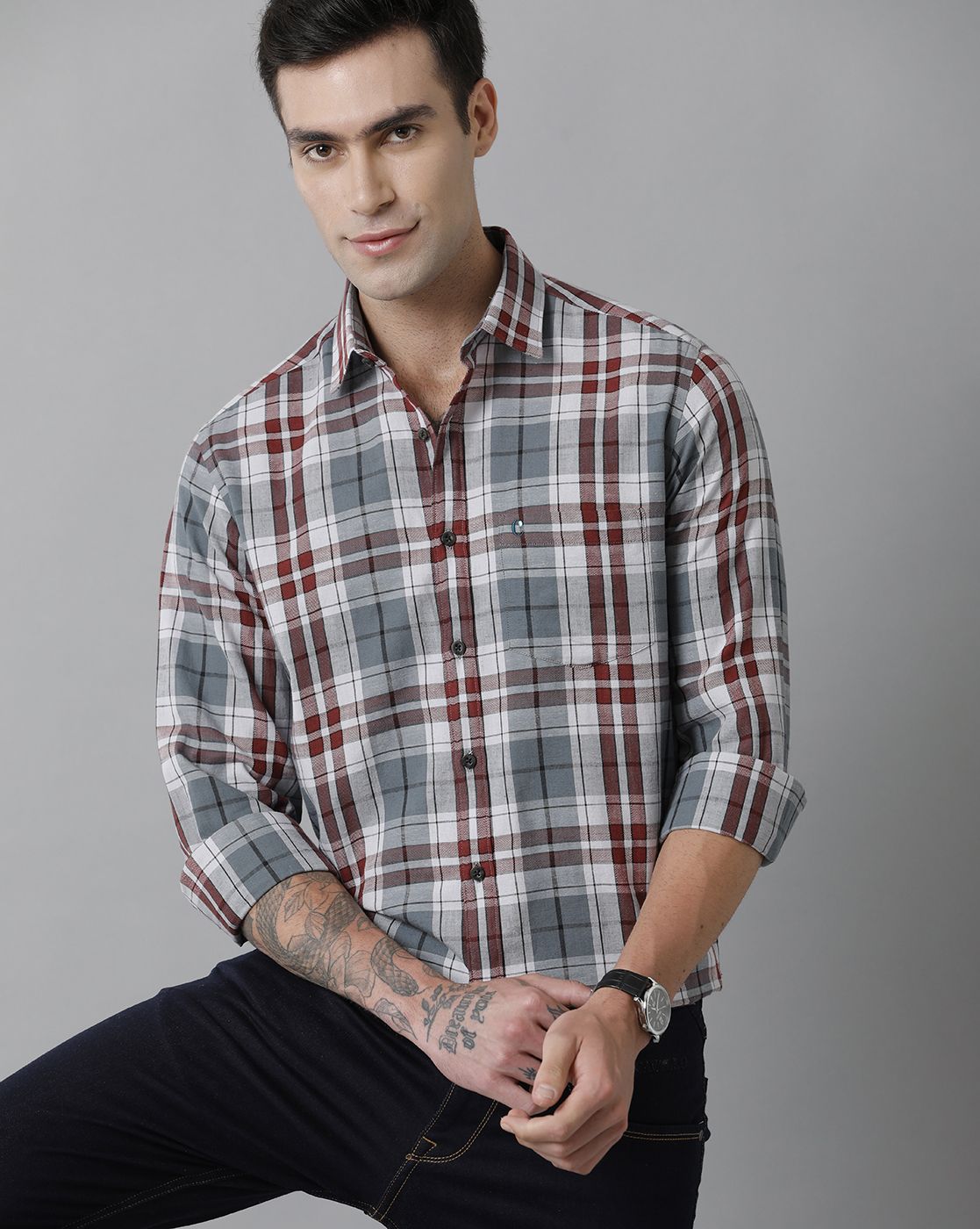 Men's Blended Linen Maroon Checked Contemporary Fit Full Sleeve Sleeve Casual Shirt