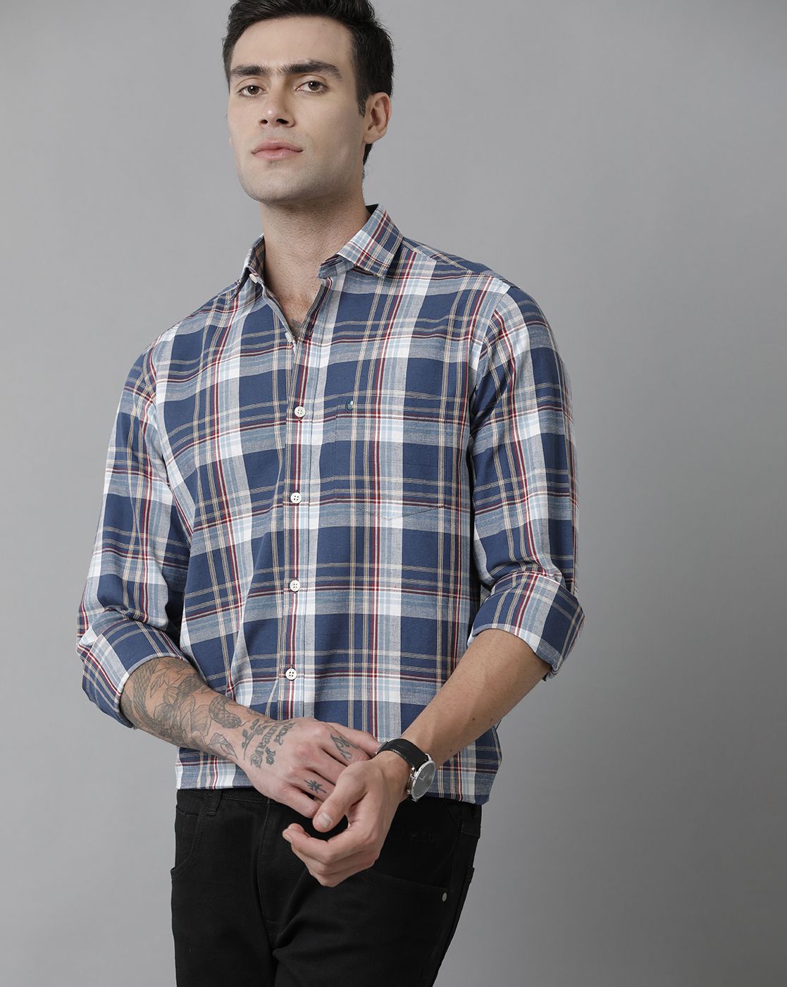 Men's Blended Linen Blue Checked Contemporary Fit Full Sleeve Sleeve Casual Shirt