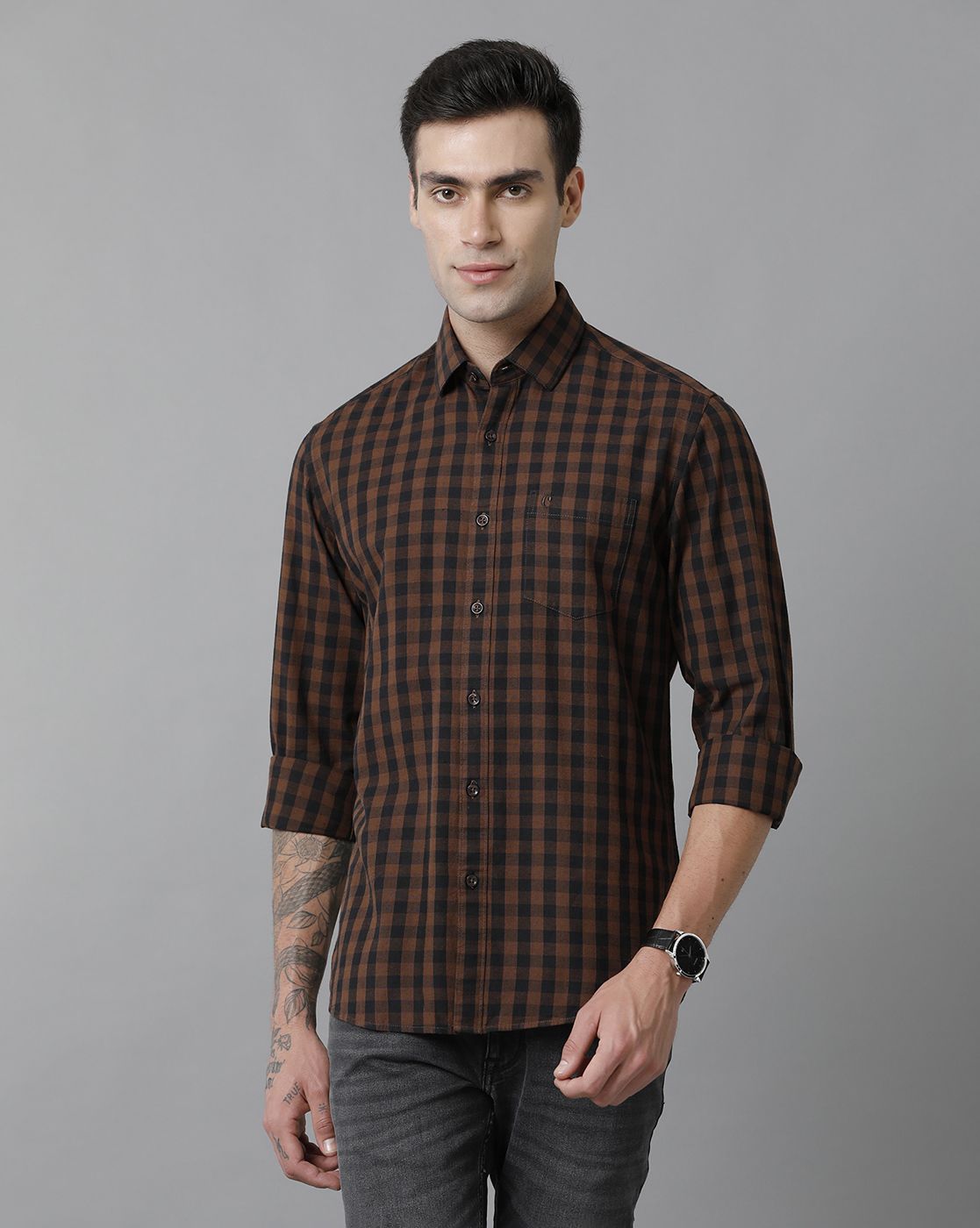 Men's Blended Linen Brown Checked Contemporary Fit Full Sleeve Sleeve Casual Shirt
